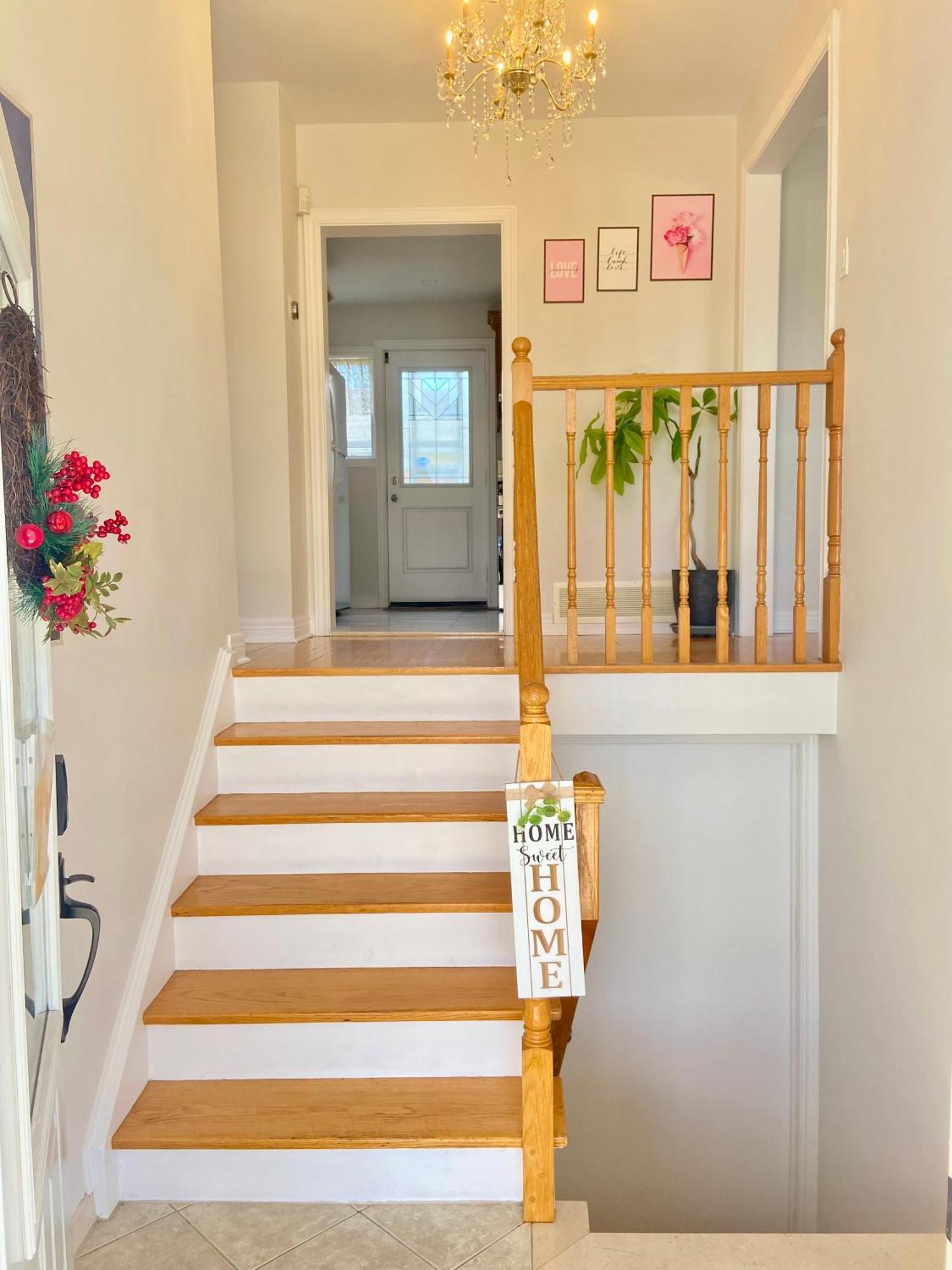 Sunny House - Main Floor, Free Parking, In Toronto Exterior foto