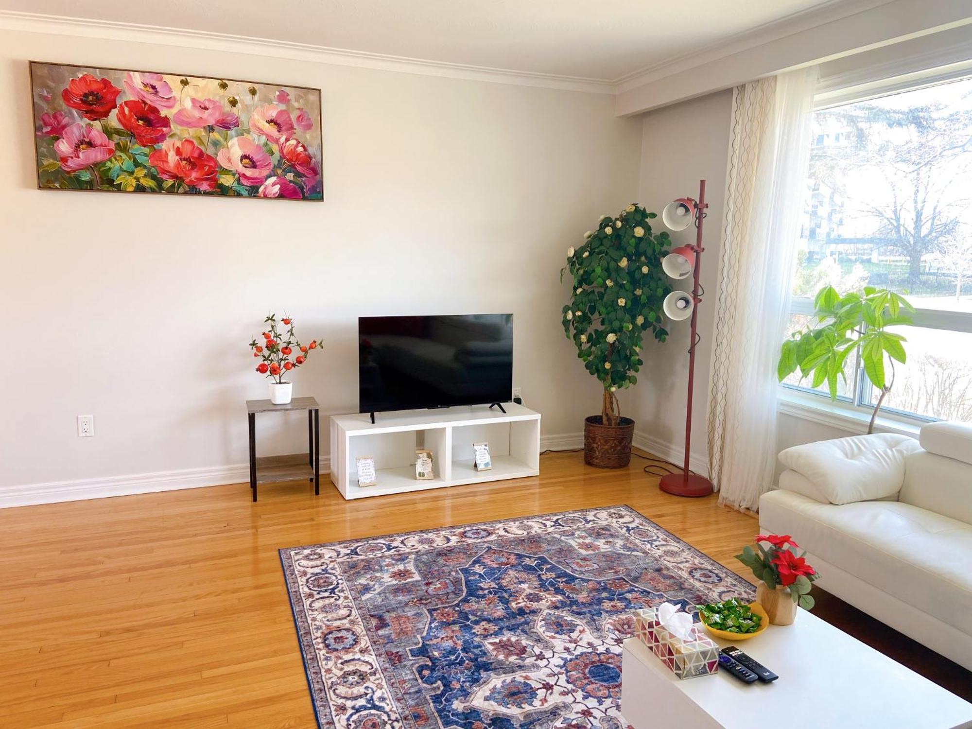 Sunny House - Main Floor, Free Parking, In Toronto Exterior foto
